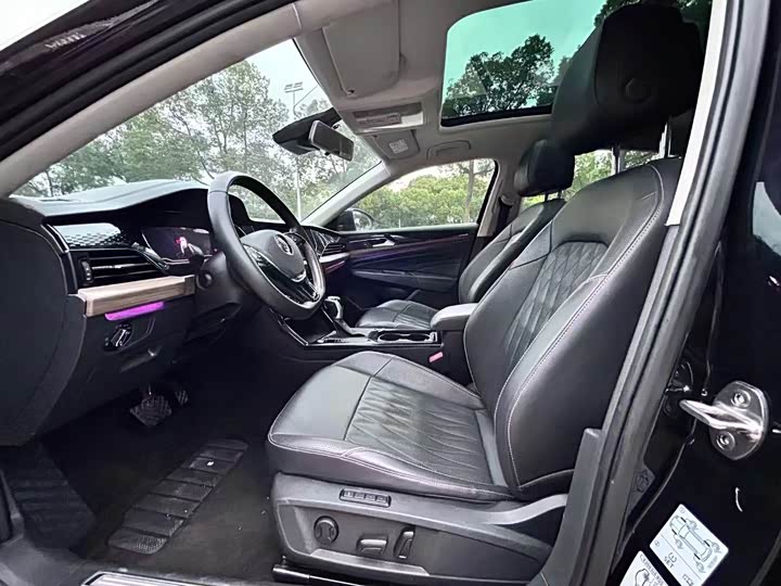 Фото 5 - Volkswagen Passat