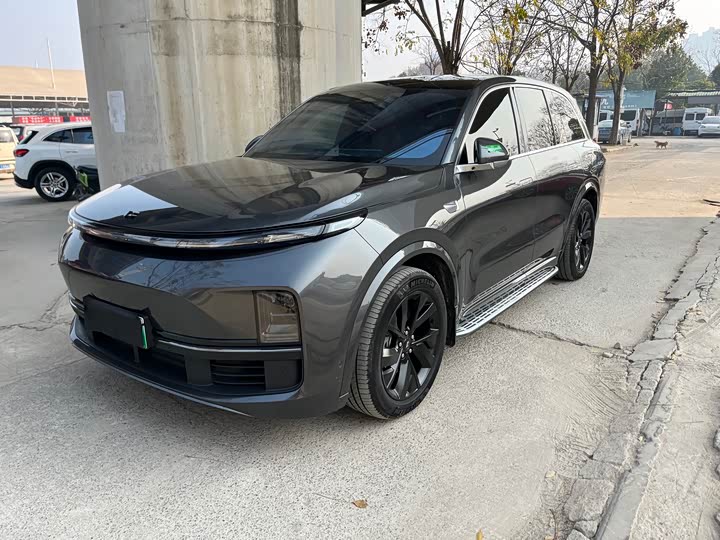 Фото 1 - LiXiang L8