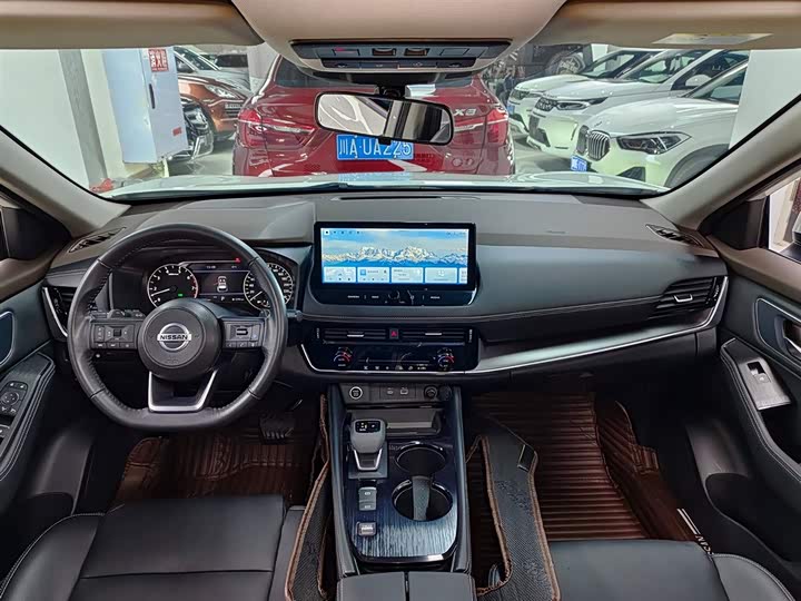 Фото 6 - Nissan X-Trail