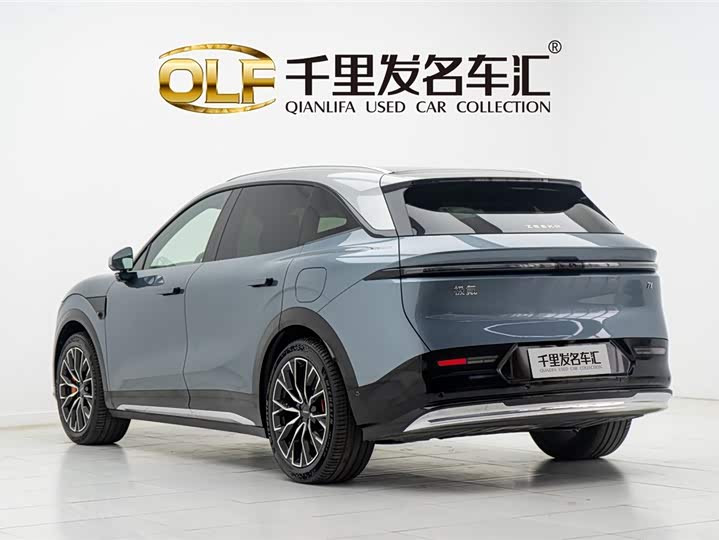 Фото 8 - Zeekr 7X