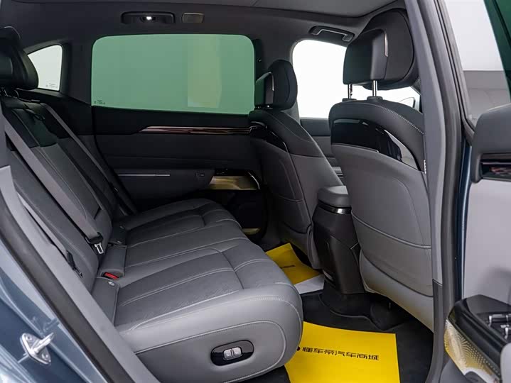 Фото 9 - Zeekr 7X