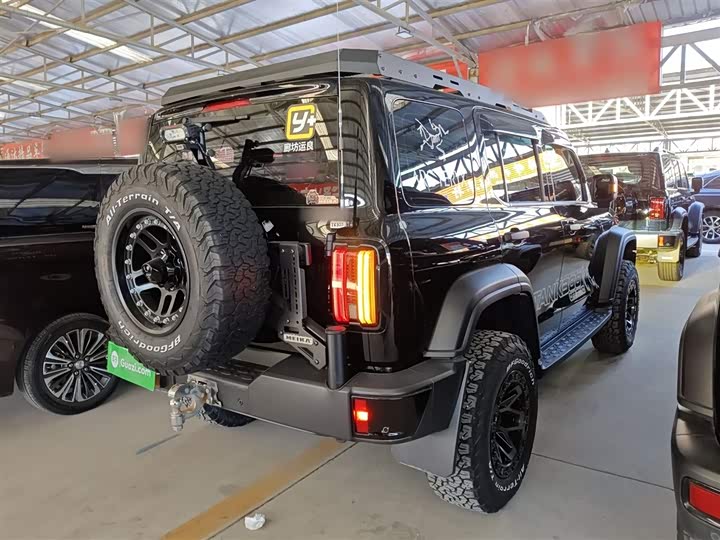 Фото 7 - Tank 300