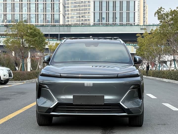 Фото 2 - Geely Galaxy Starship 7