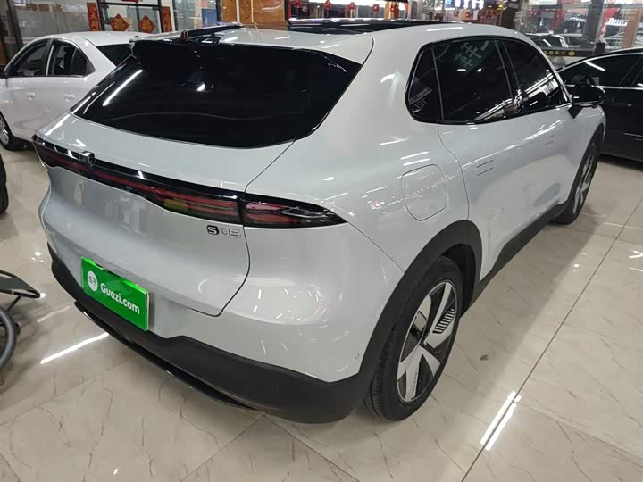 Фото 7 - Changan Deepal S05