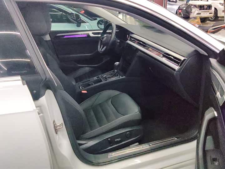 Фото 8 - Volkswagen CC