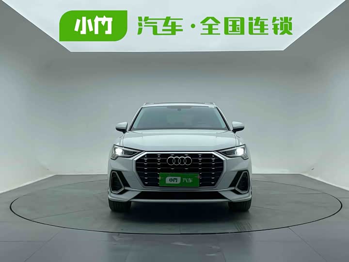 Фото 2 - Audi Q3