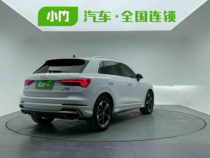 Фото 6 - Audi Q3