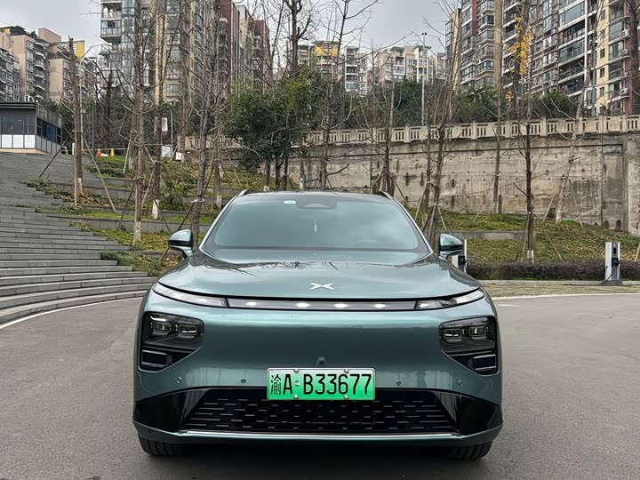 Фото 2 - XPeng G9