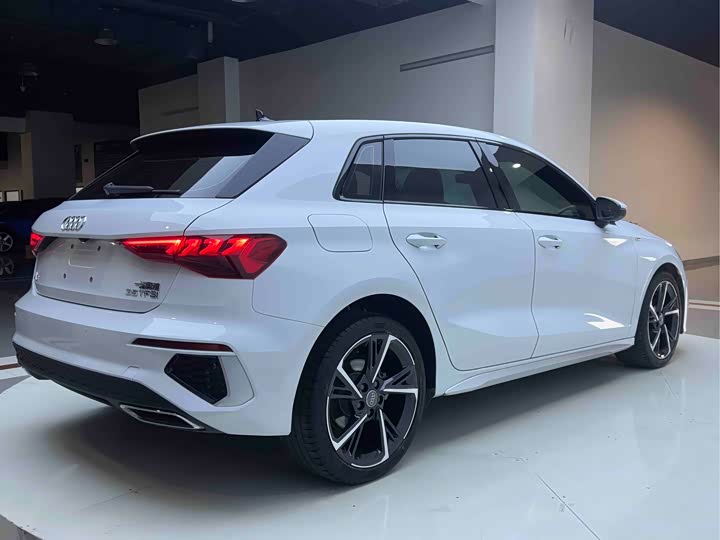 Фото 6 - Audi A3