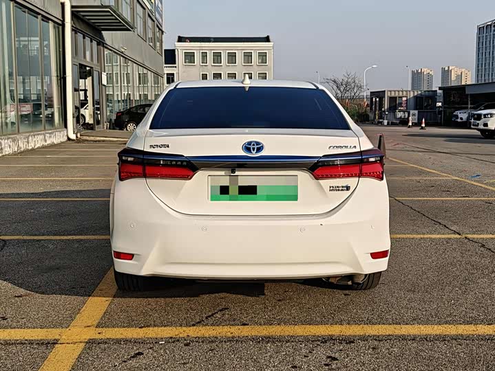 Фото 5 - Toyota Corolla Hybrid