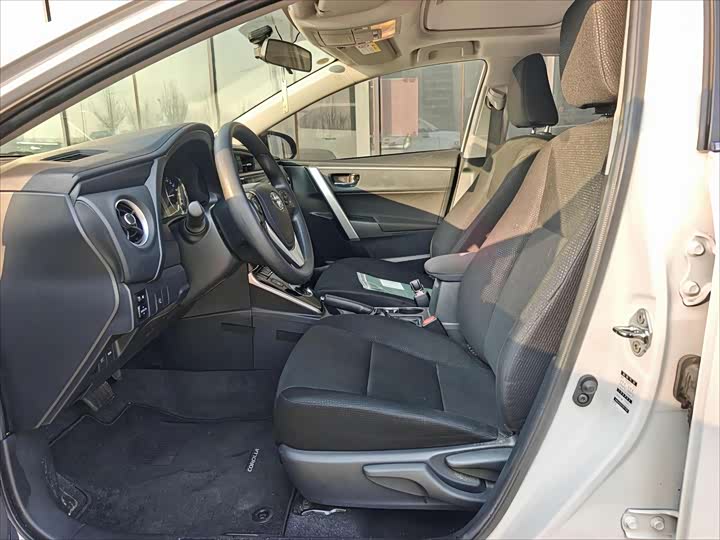 Фото 9 - Toyota Corolla Hybrid