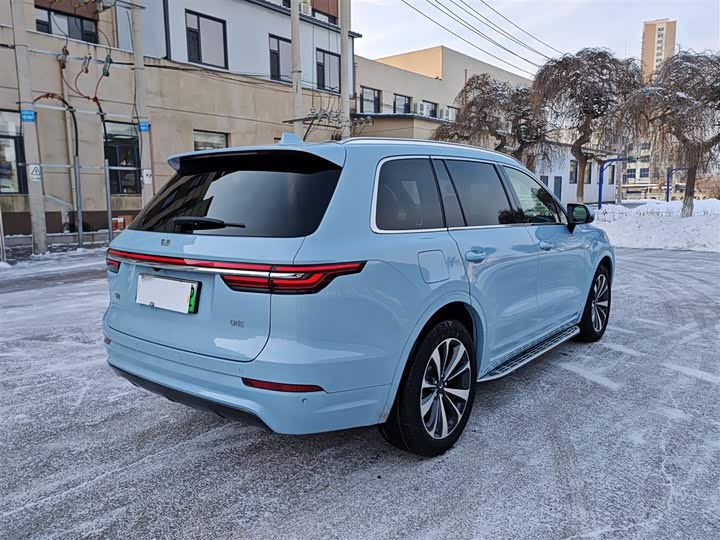 Фото 8 - LiXiang One