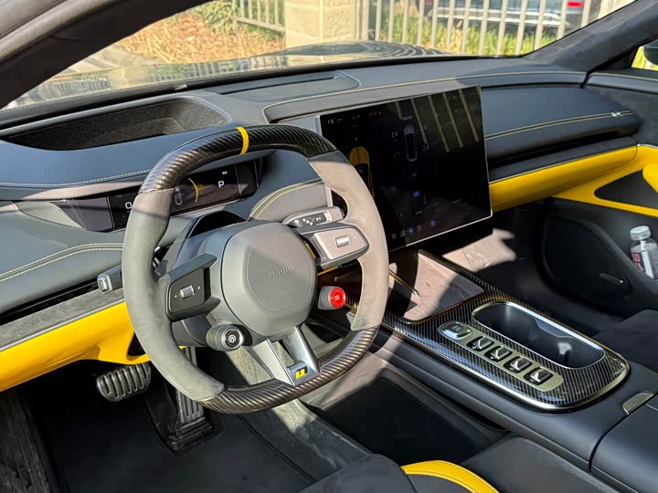 Фото 5 - Xiaomi SU7 Ultra