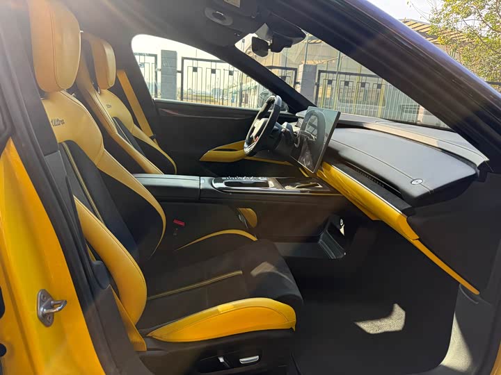 Фото 7 - Xiaomi SU7 Ultra