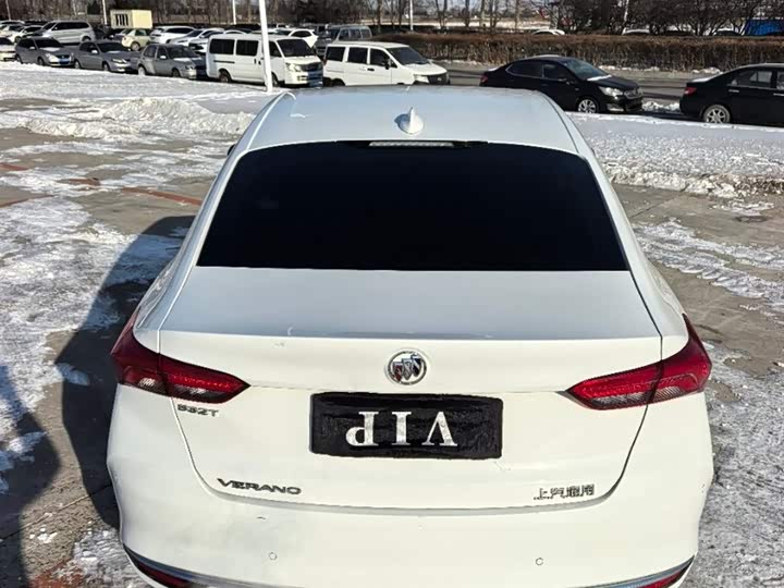 Фото 8 - Buick Verano