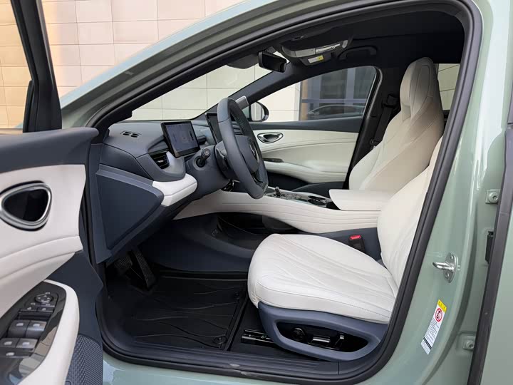 Фото 9 - BYD Seal 06 GT