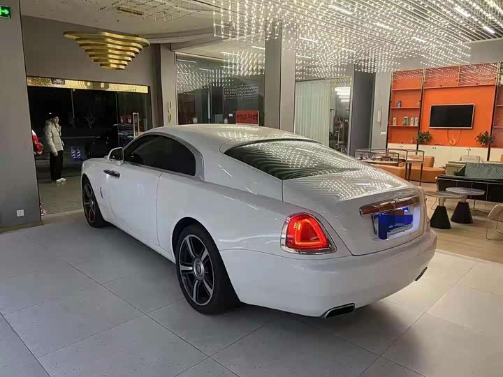 Фото 7 - Rolls-Royce Wraith