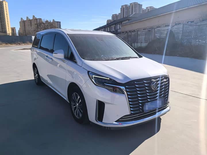 Фото 3 - Buick GL8 ES