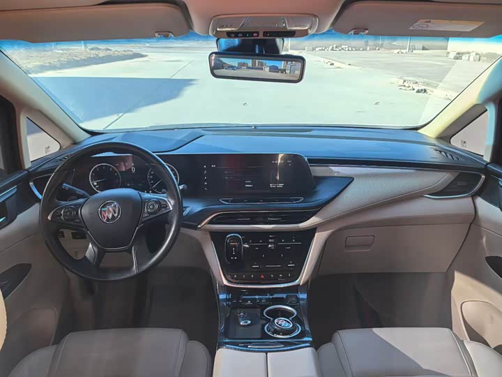 Фото 4 - Buick GL8 ES