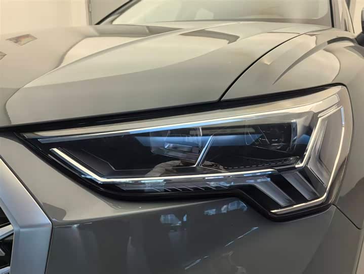 Фото 5 - Audi Q3