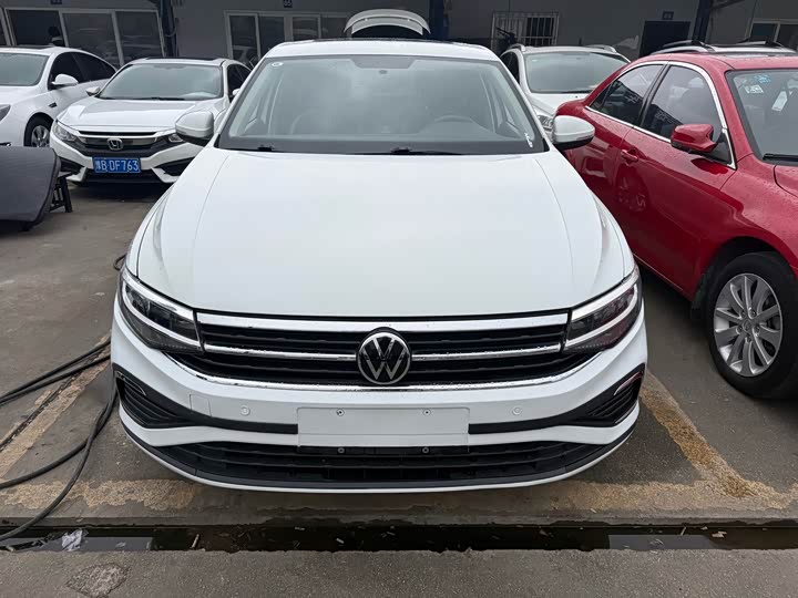 Фото 2 - Volkswagen Bora