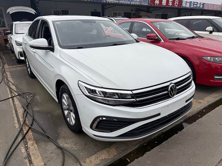 Фото 3 - Volkswagen Bora