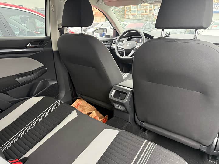 Фото 9 - Volkswagen Bora