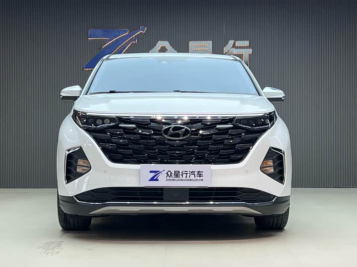 Фото 2 - Hyundai Custo