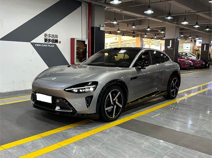 Фото 1 - Xiaomi YU7