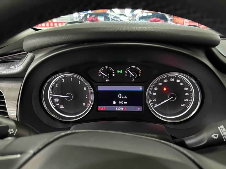 Фото 7 - Buick LaCrosse