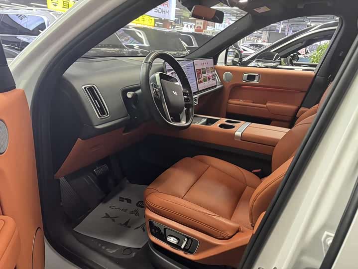 Фото 4 - LiXiang L7