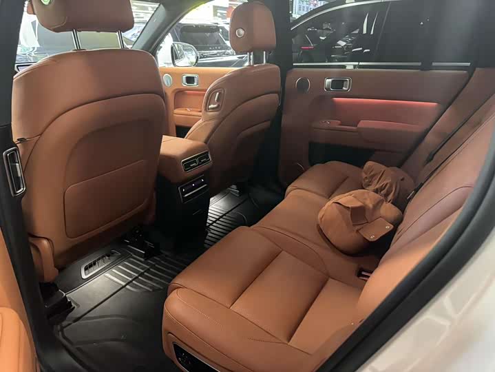 Фото 6 - LiXiang L7