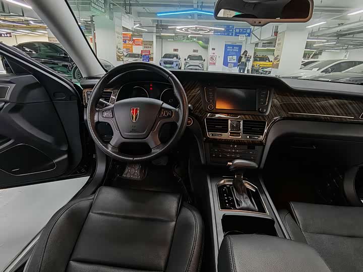 Фото 5 - Hongqi H7