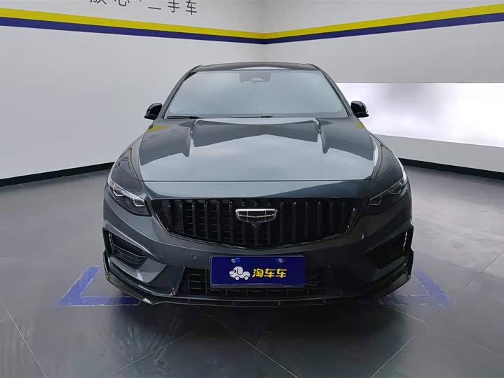 Фото 2 - Geely Preface