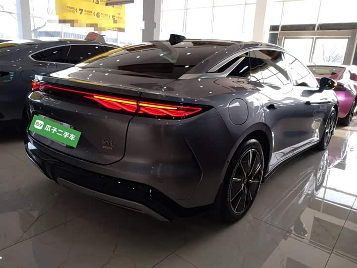 Фото 7 - BYD Han L