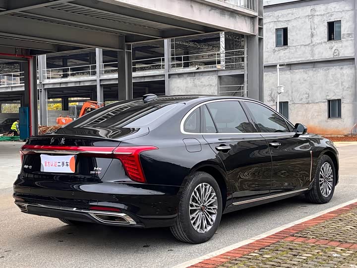 Фото 7 - Hongqi H5