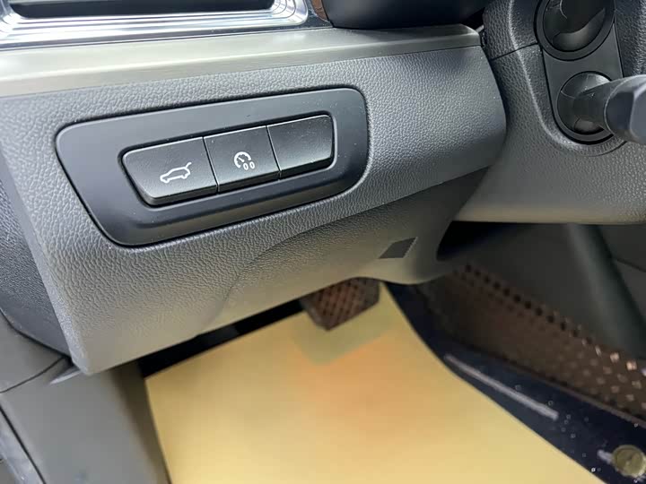 Фото 5 - Hongqi HS7