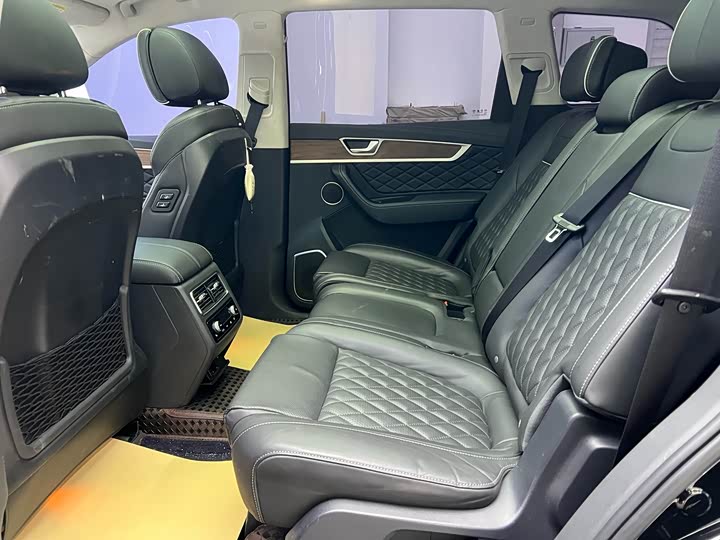 Фото 9 - Hongqi HS7