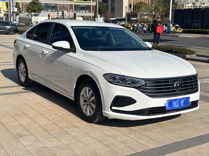 Фото 1 - Volkswagen Lavida