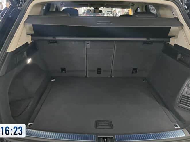 Фото 6 - Volkswagen Touareg