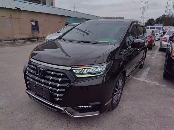 Фото 2 - Honda Elysion