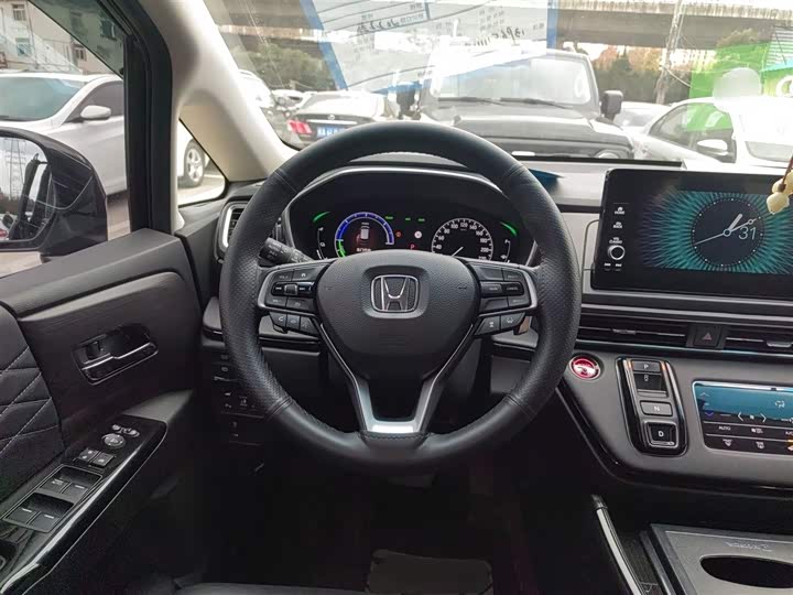 Фото 3 - Honda Elysion