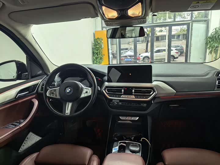 Фото 4 - BMW iX3