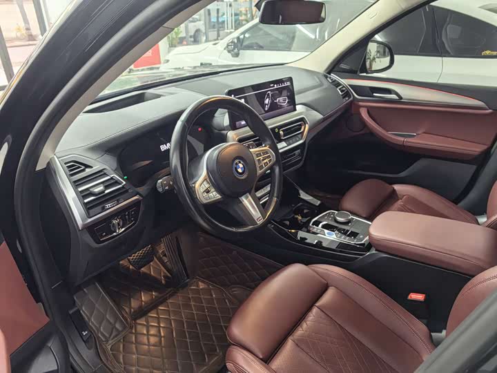 Фото 6 - BMW iX3