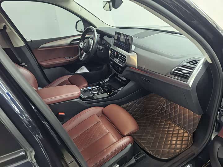 Фото 7 - BMW iX3