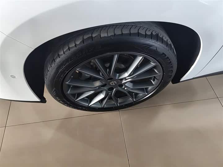 Фото 5 - Leapmotor C10