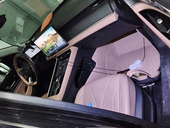 Фото 8 - Chery Tiggo 8L