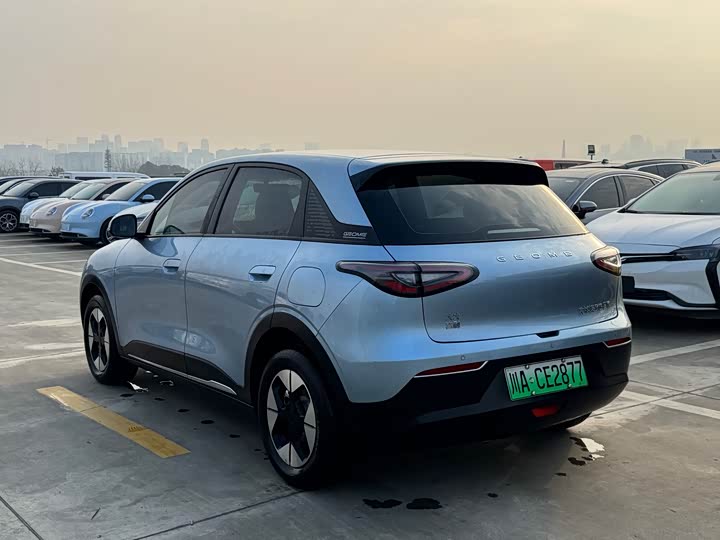 Фото 6 - Geely Galaxy Geome