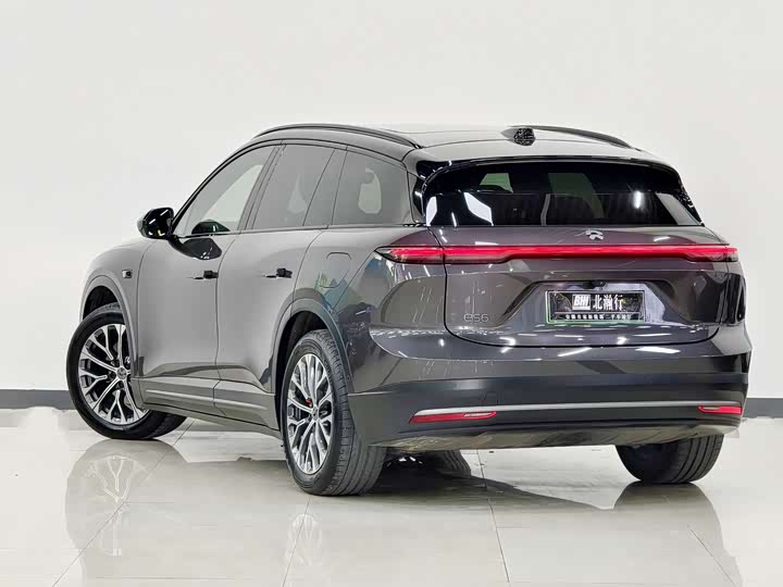 Фото 4 - Nio ES6