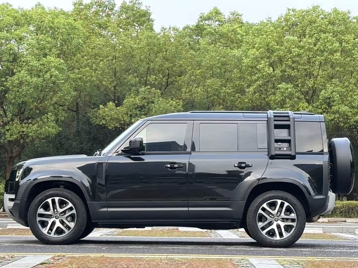 Фото 6 - Land Rover Defender